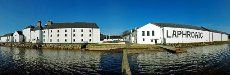 laphroaig-distillery-islay-pano