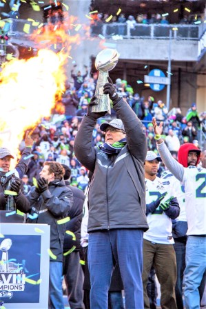 10264099_666935050021384_2017002478035857425_o