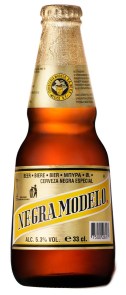 negra-modelo